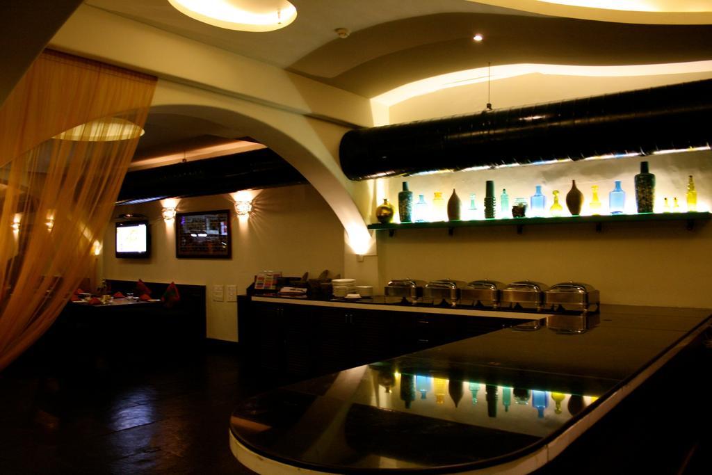 The Purple Leaf Hotels Χιντεραμπάντ Εξωτερικό φωτογραφία