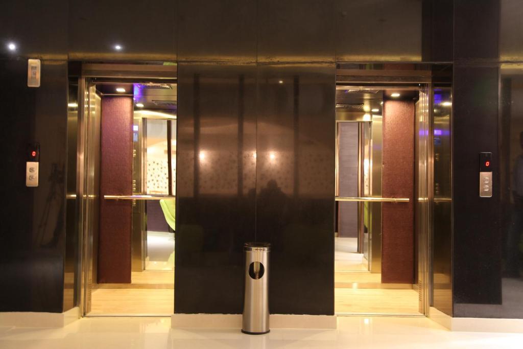 The Purple Leaf Hotels Χιντεραμπάντ Εξωτερικό φωτογραφία