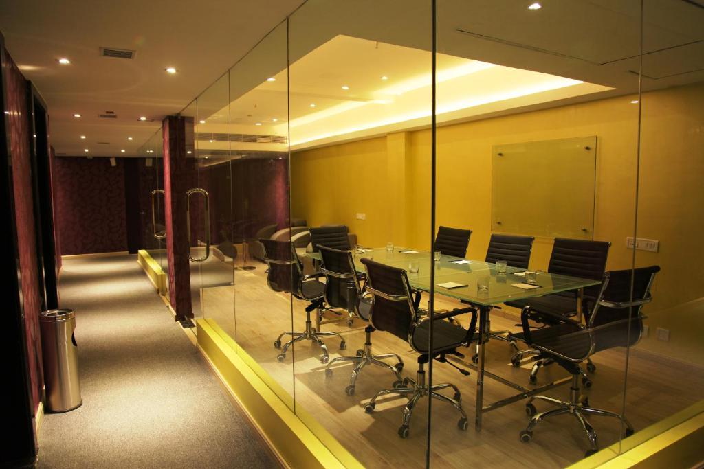 The Purple Leaf Hotels Χιντεραμπάντ Εξωτερικό φωτογραφία